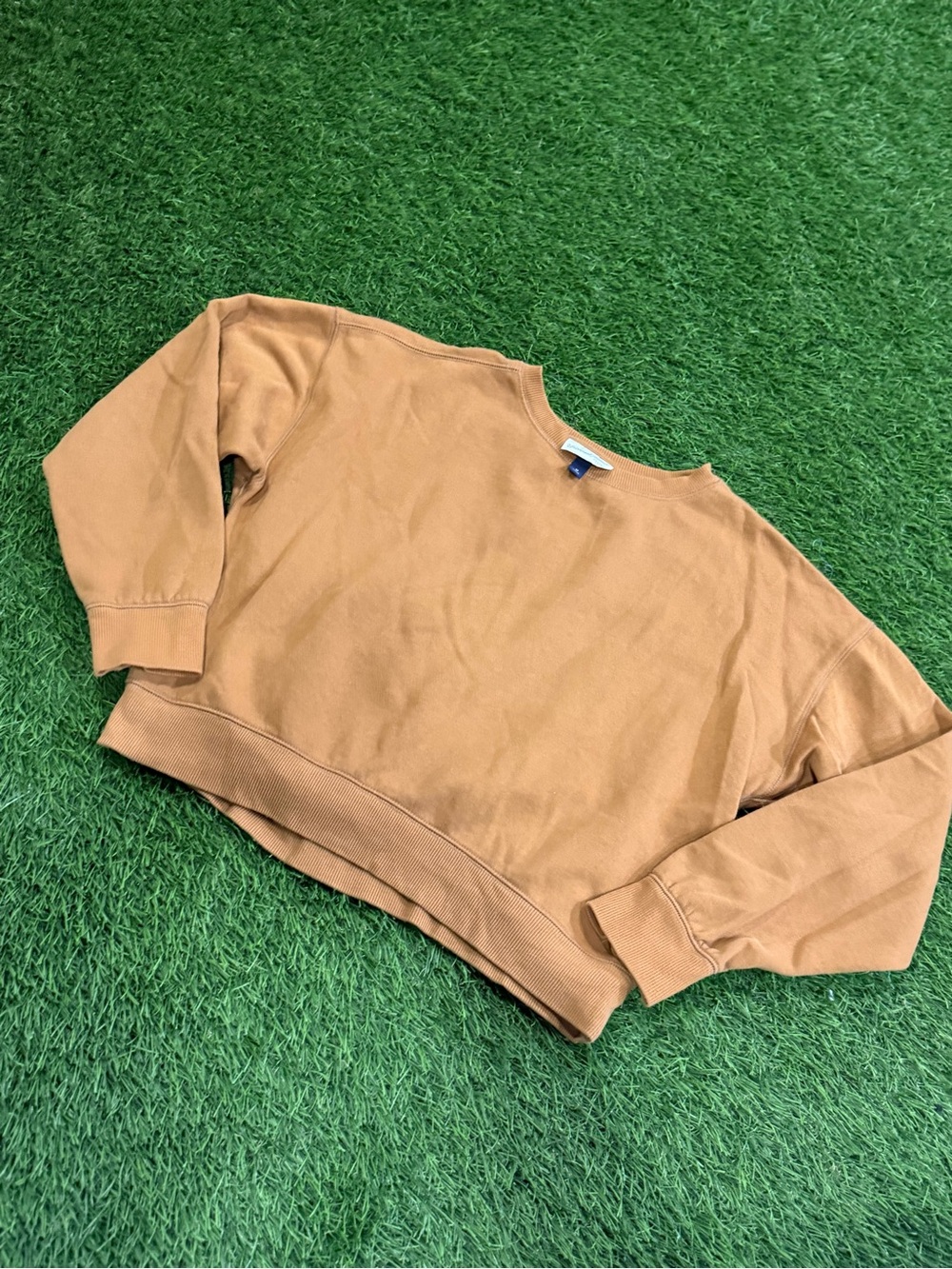 Universal Thread Cropped Crewneck Sweatshirt